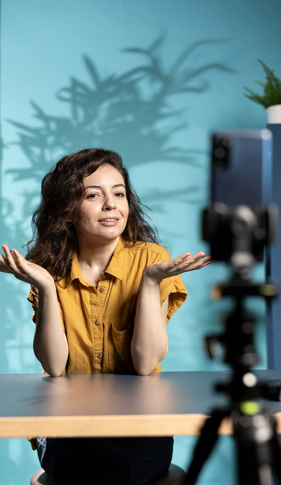 Influencer & <br>Partnership Marketing